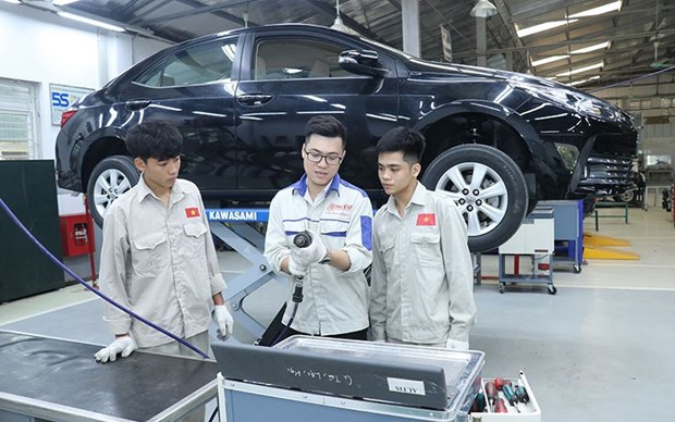Positive signs from overseas labour market hinh anh 1