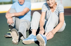 5 Best Shoes for Elderly to Prevent Falls and Promote Safer Walking