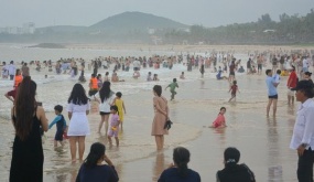 Vietnam: Phan Thiet City is crowded with tourists on vacation.