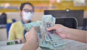 Vietnam Prime Minister calls for looser monetary policies to fuel growth